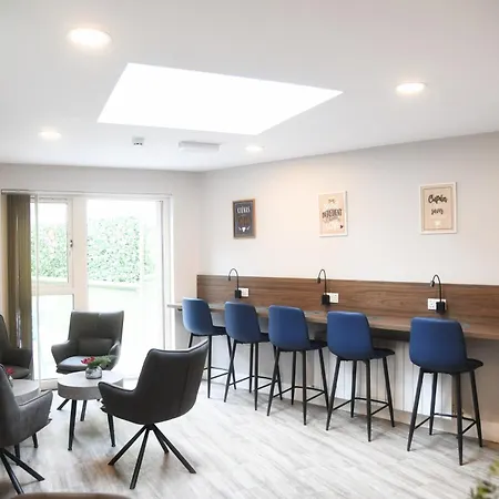Coach House - 2 3* Carrick on Shannon